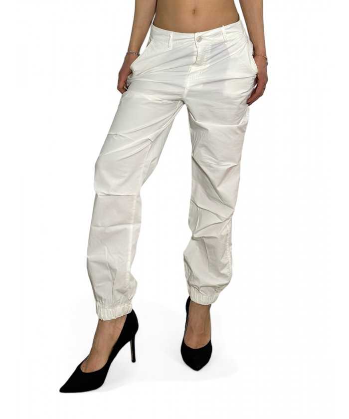 Pantaloni jogger parachute...