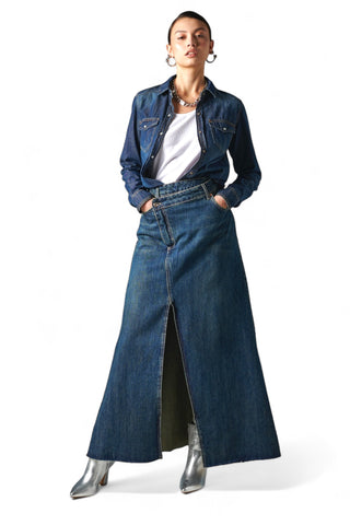 Maxi gonna in denim con abbottonatura asimmetrica