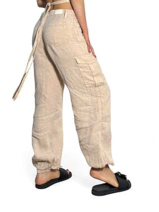 Pantaloni cargo in lino beige con elastico fondo