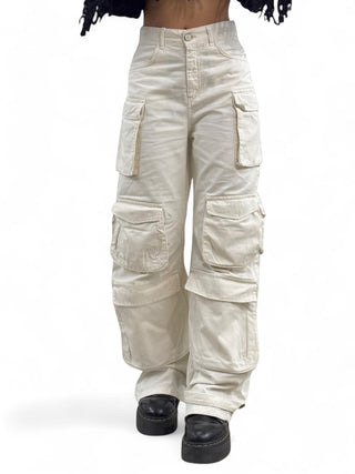 Pantaloni cargo multipocket wide in gabardine latte