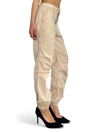 Pantaloni jogger parachute con riprese ginocchio beige