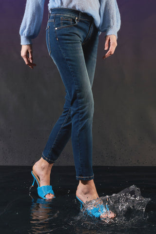 Pantaloni denim slim blu